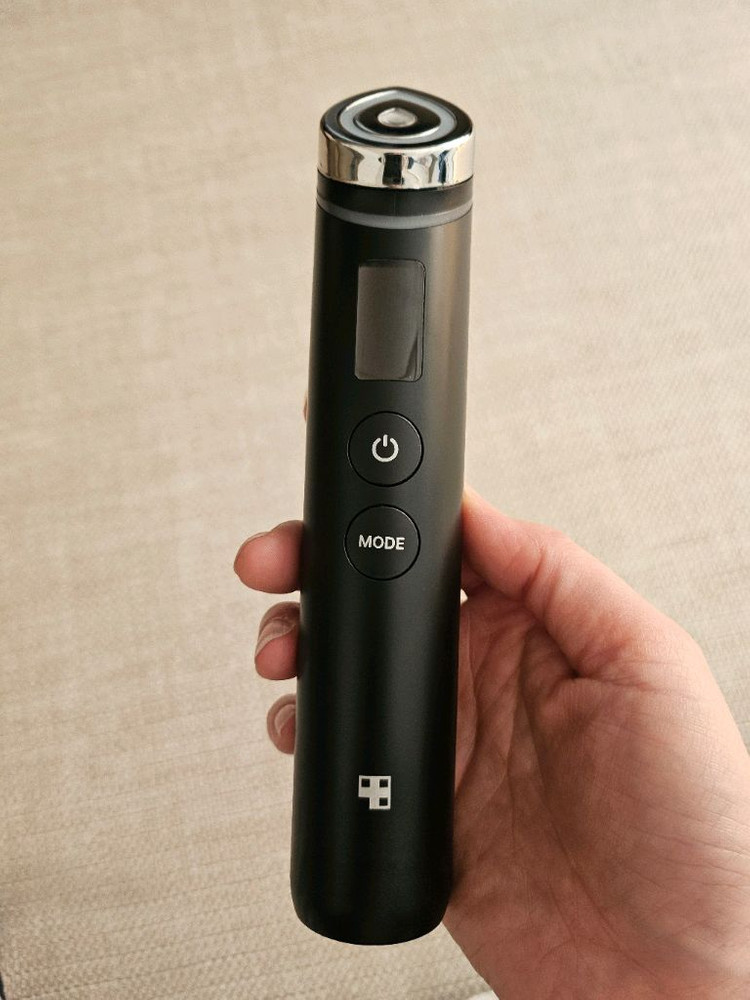 메디큐브 에이지알 부스터프로--1