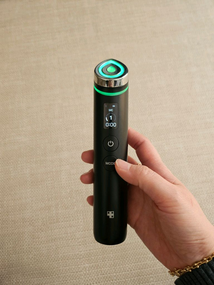 메디큐브 에이지알 부스터프로--2