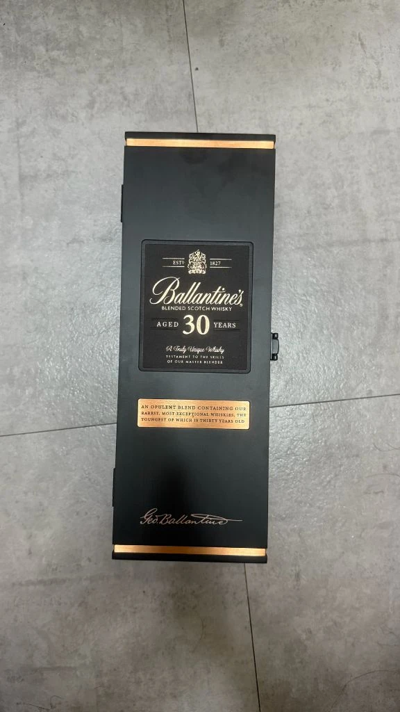 발렌타인30 공병 및 케이스 종이가방 풀세트 이미지