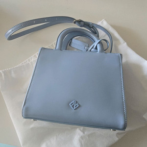 폴스부띠끄 크로스백 이미지