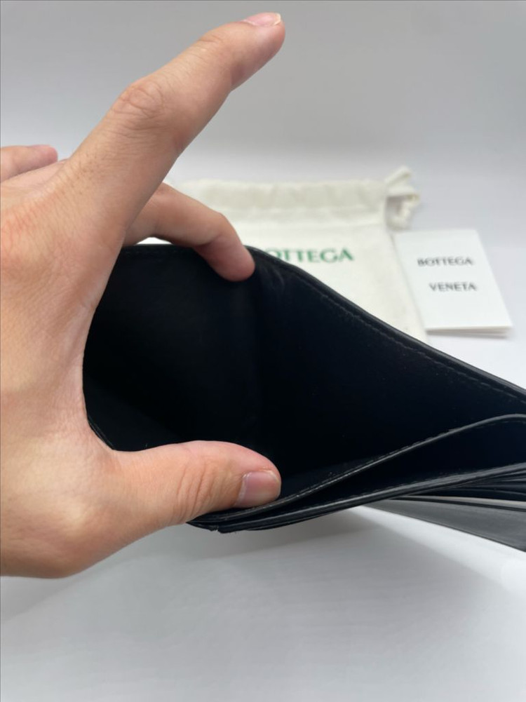 보테가베네타 인트레치아토 반지갑 블랙--5