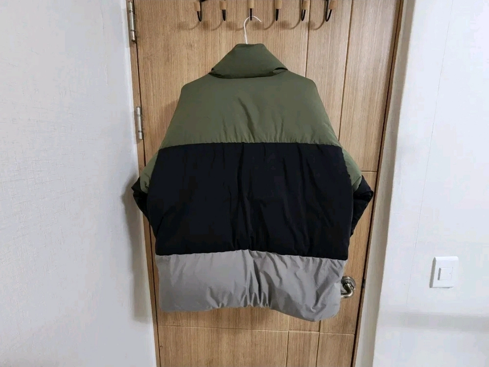(95)블랙야크 공용 부스터블록 다운 패딩 이미지