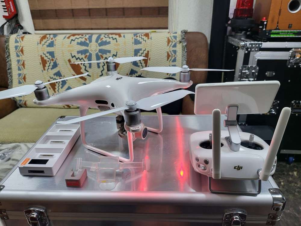 드론 팬텀4 PRO 플러스 + V2.0 새해 복 많이 받으세요. !!!--1