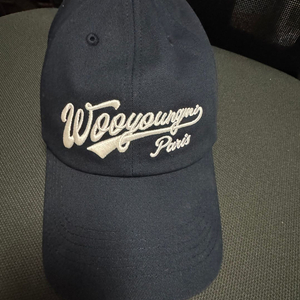 우영미 레터링 로고 볼캡