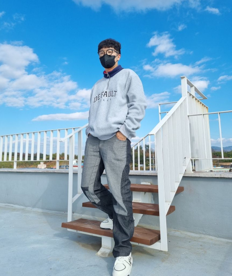 디폴트벨류 뽀글이 아치로고 하프플리스 집업 L(최종할인 이미지