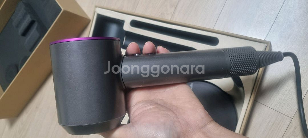 다이슨드라이기팝니다--4