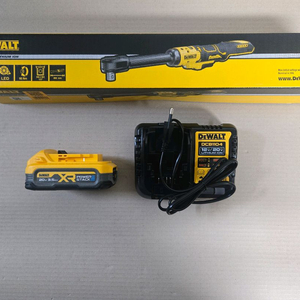 디월트 dcf512es1 국내정발제품 정품 충전라쳇 롱리치충전라쳇세트 파워스택배터리 충전기 디월트라쳇세트