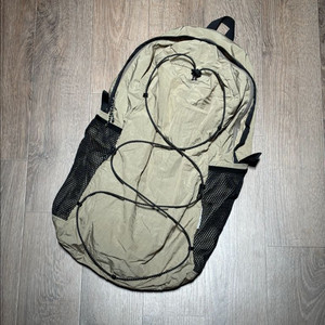 ends and means 패커블백팩