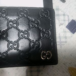 구찌 GG 패턴 남성 반지갑 팝니다