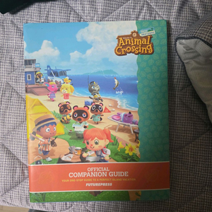 모여봐요 동물의 숲 컴패니언 가이드북 영어