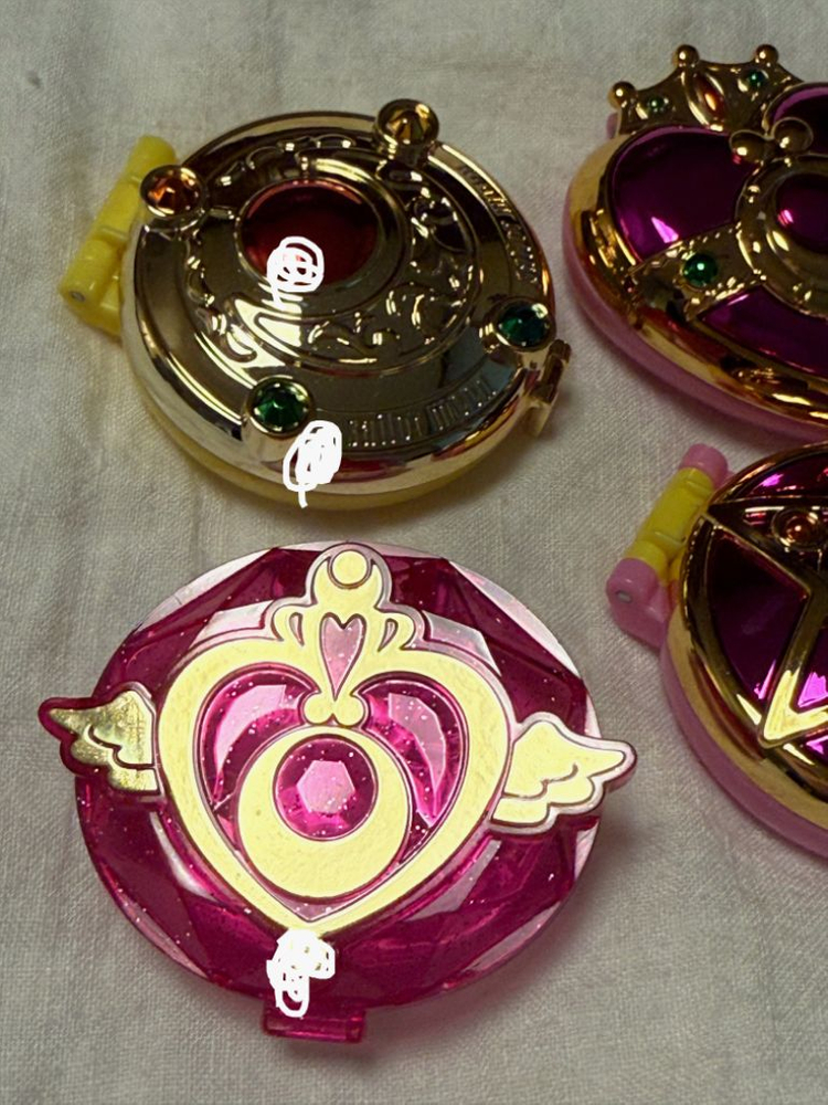 고전완구 세일러문 크리스탈스타 코즈믹하트 공식 굿즈 미니 소품함 가챠 보석상자 4종 일괄--4