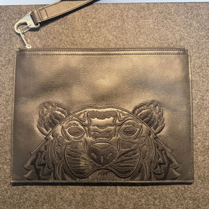 (단순개봉급) 겐조 클러치백