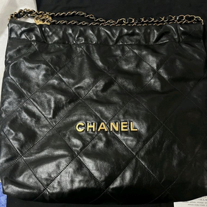 정품 샤넬22백 미듐