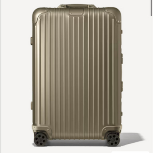 리모와 오리지널 체크인M 티타늄골드 색상