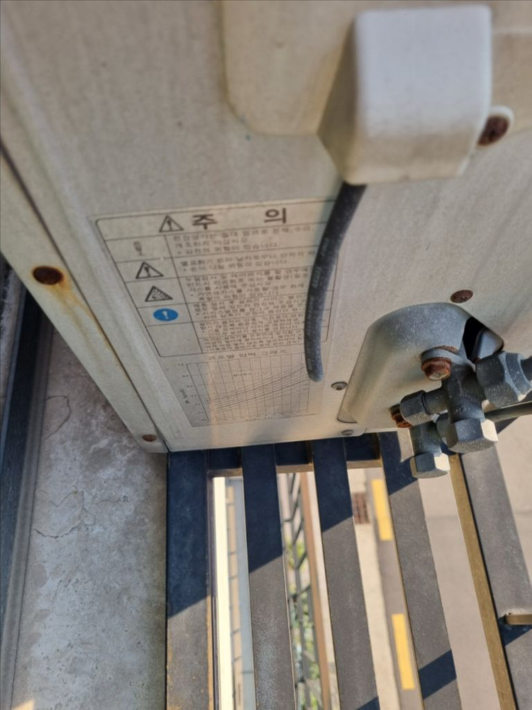 삼성 벽걸이 에어컨 실외기 이미지