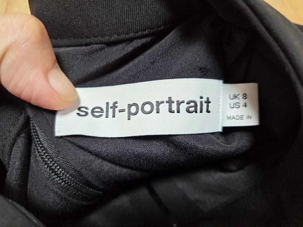 셀프포트레이트(self-portrait) 크레이프 러플 빕원피스 44-마른55--7