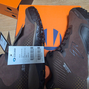 테크니카 마그마 미드GTX, 테크니카 포지 2.0 GTX 팝니다