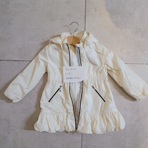 몽클레어 여아 바람막이 자켓