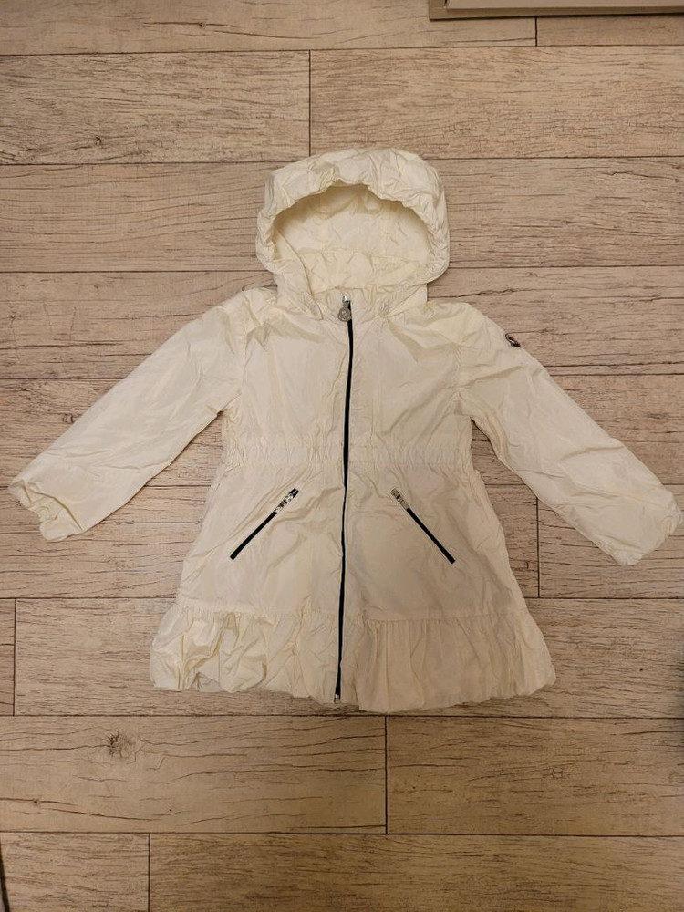 몽클레어 여아 바람막이 자켓--9