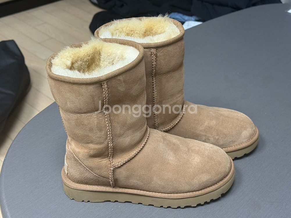 어그부츠 클래식 쇼트 240사이즈(체스트넛)--4