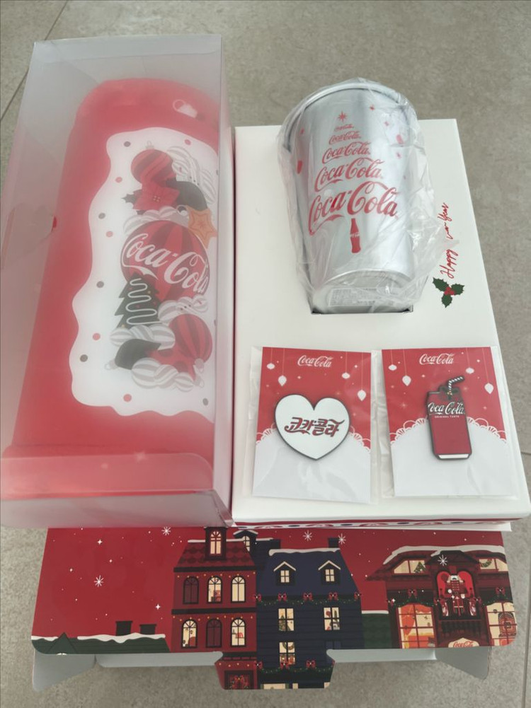 코카콜라 크리스마스 굿즈--1