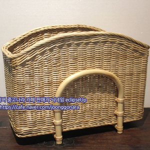 라탄소품 라탄바구니 인테리어소품 빈티지소품 레트로소품 엔틱소품 모던소품 매거진랙 수납함 정리함 보관함 카페소품