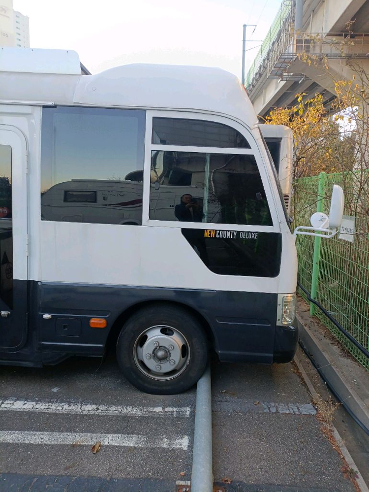 현대 카운티 캠핑카--7