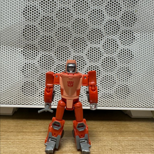 트랜스포머/어스라이즈/시즈/제네셀렉/드라마틱/마스터피스/레전드/40주년/레거시/에오프