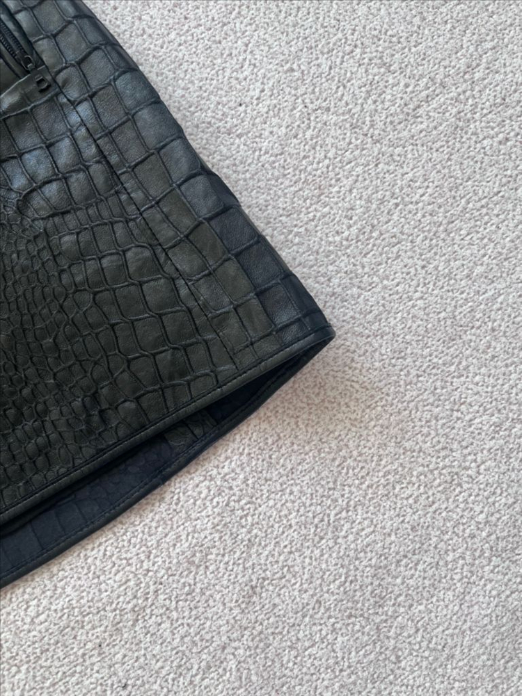 아크네 양가죽스커트--2