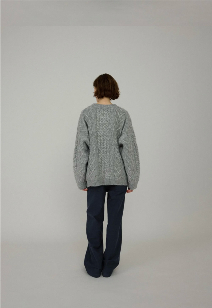 로우 오버핏 울 니트--2