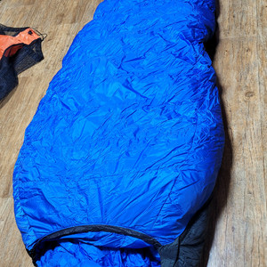 웨스턴마운티어링 푸마침낭