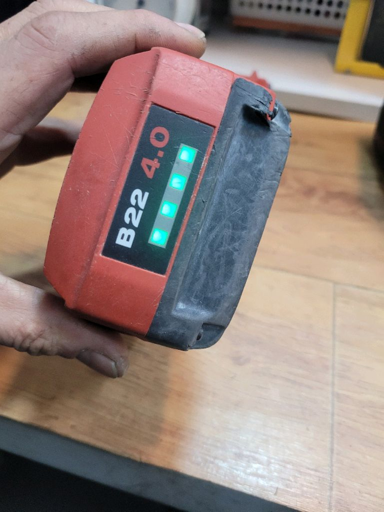 힐티배터리B22 4.0AH 매거진배터리 신형 개당가격 이미지