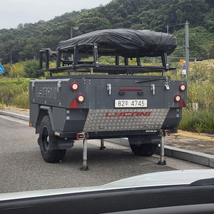 라이카니 어드벤처 에디션 캠핑 카고 트레일러