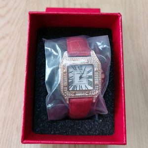 **** 러브 큐빅 스타일 시계(새상품)