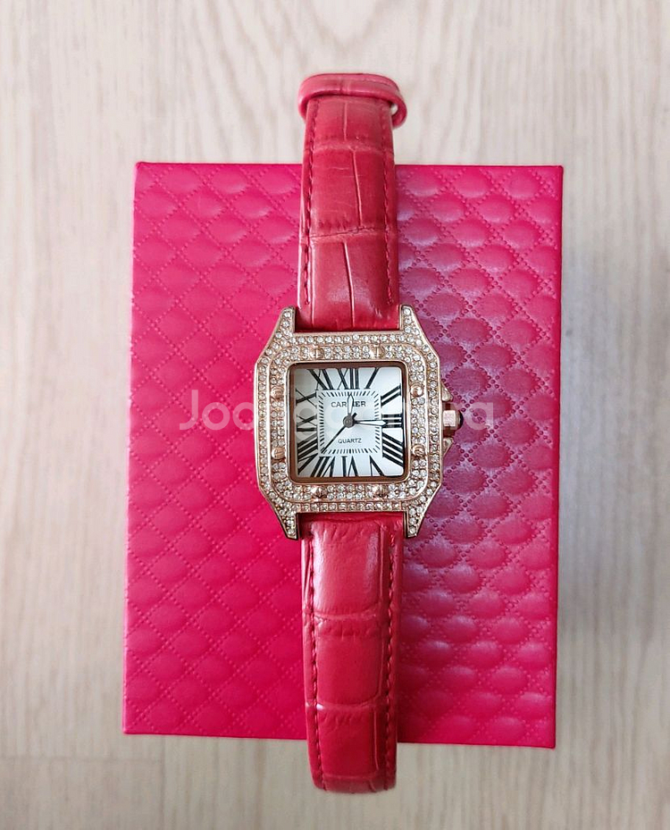 **** 러브 큐빅 스타일 시계(새상품)--1