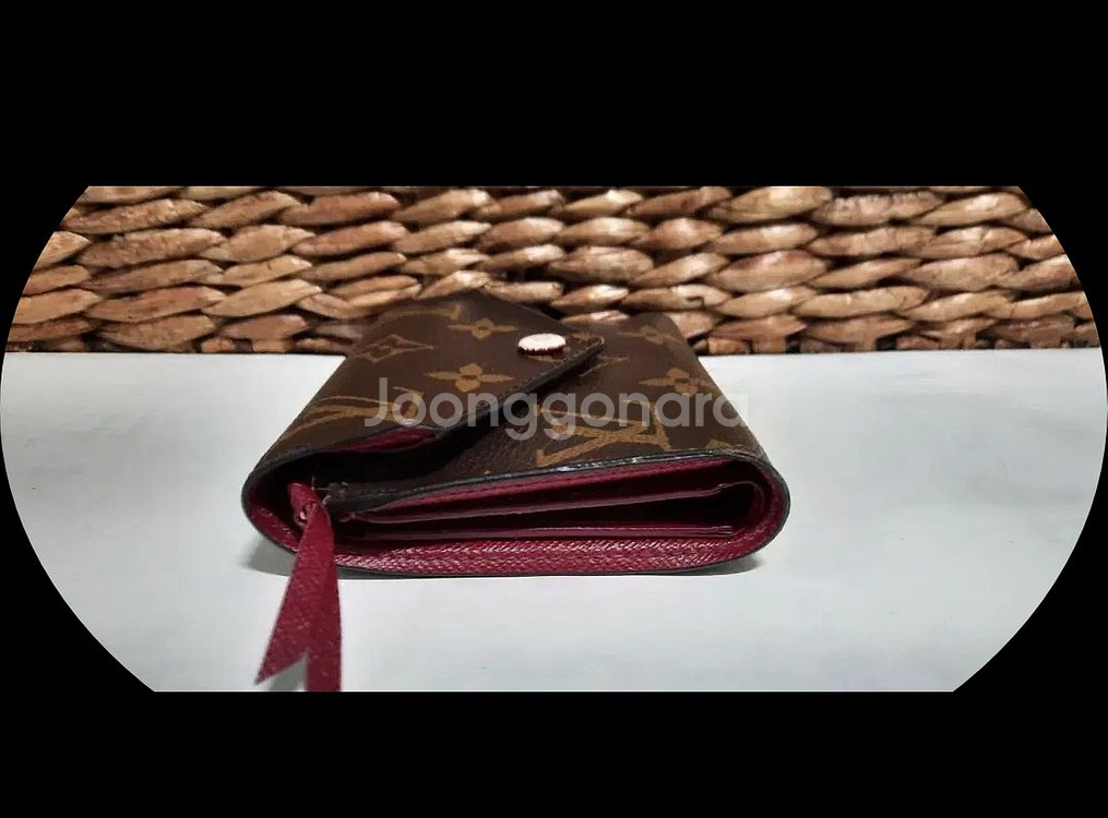 Louis Vuitton Monogram Victoriane Leather Wallet 가죽지갑 정품 남여공용--1