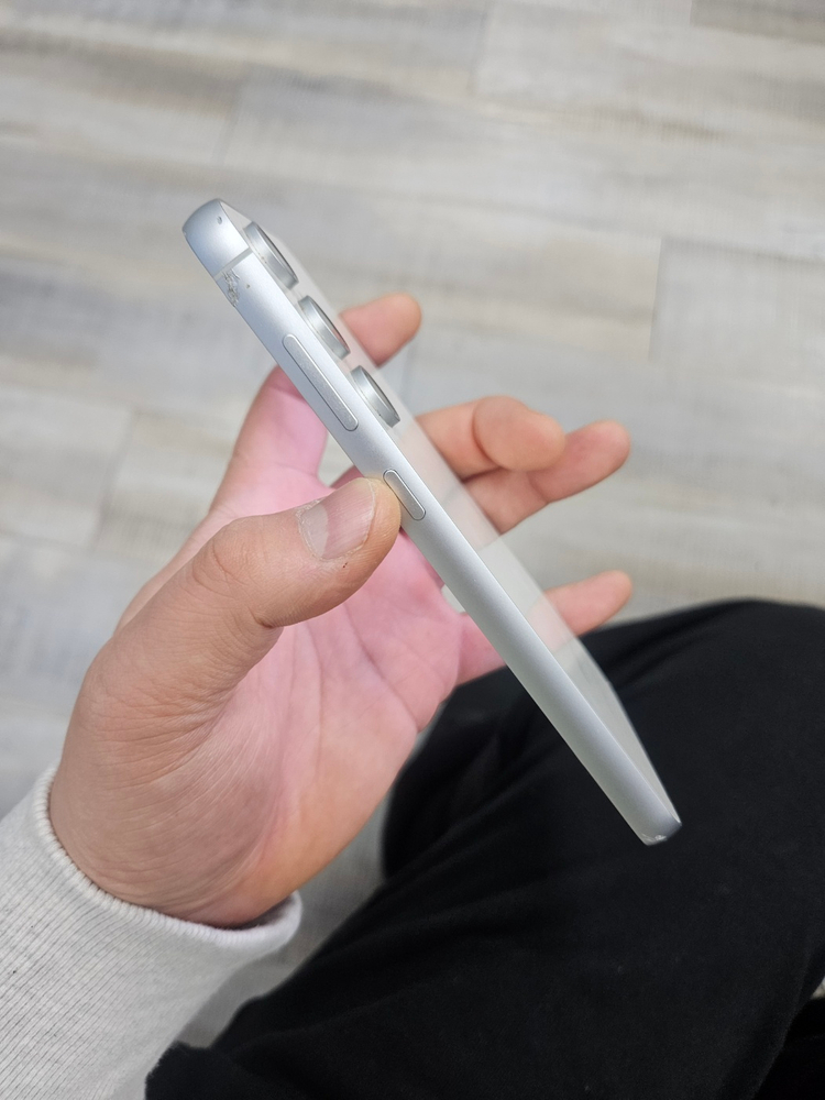 실사진 삼성 갤럭시S23FE 무잔상 화이트 정품 중고폰--5