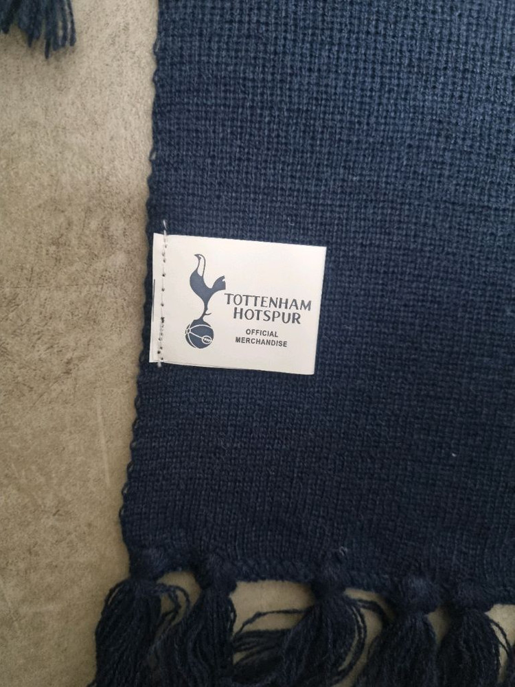 토트넘 공식 굿즈 2017/2018 멤버십 기념 머플러 이미지