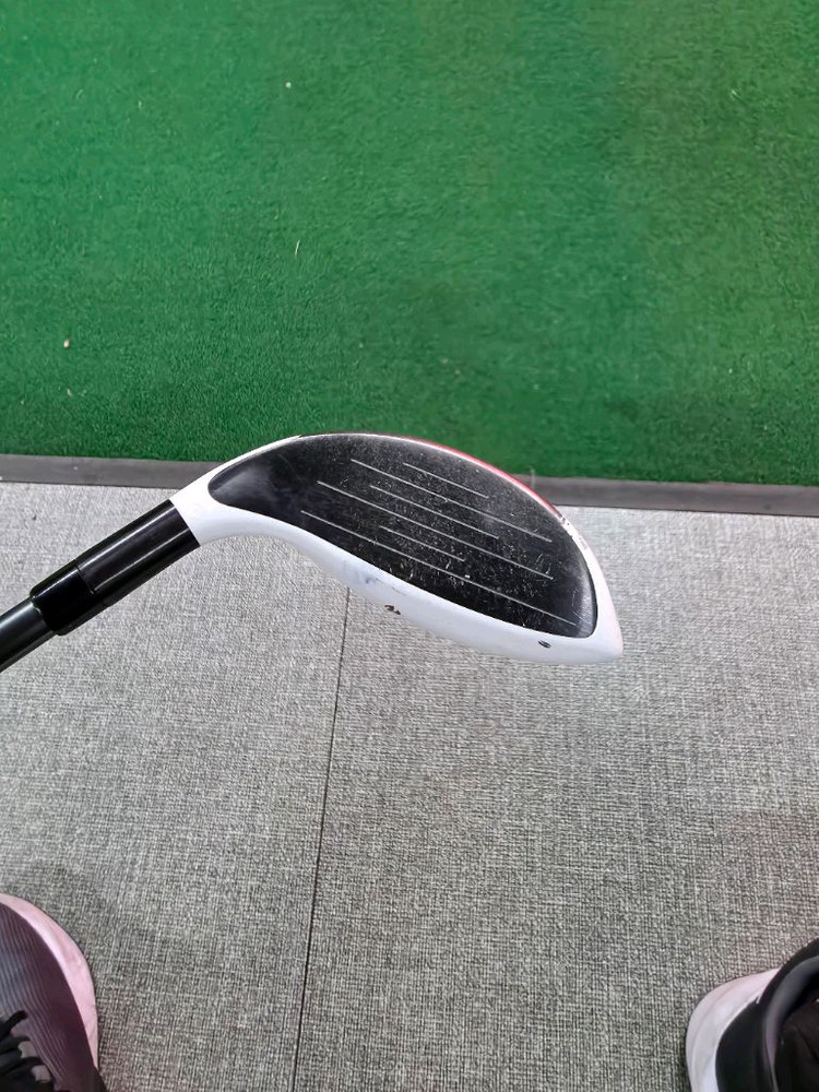 테일러메이드 3번 유틸--3