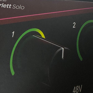 포커스라이트 스칼렛 솔로 4세대 풀박