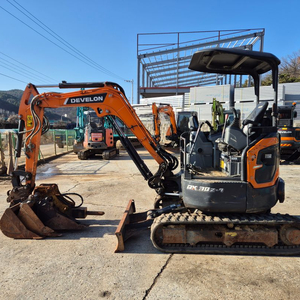 중고굴삭기매매 두산 DX30 2023년 777시간 경북위치 중고포크레인 이미지