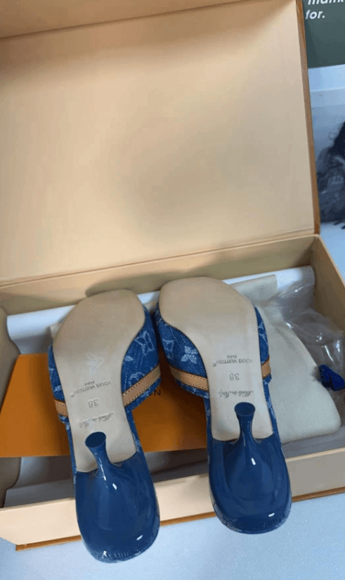 [루이;비통] 새상품 / 네오 리바이벌 데님샌들 / 약 240 사이즈--1