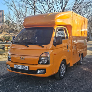 현대 포터2 푸드트럭/16년/오토/9000킬로/구변완료