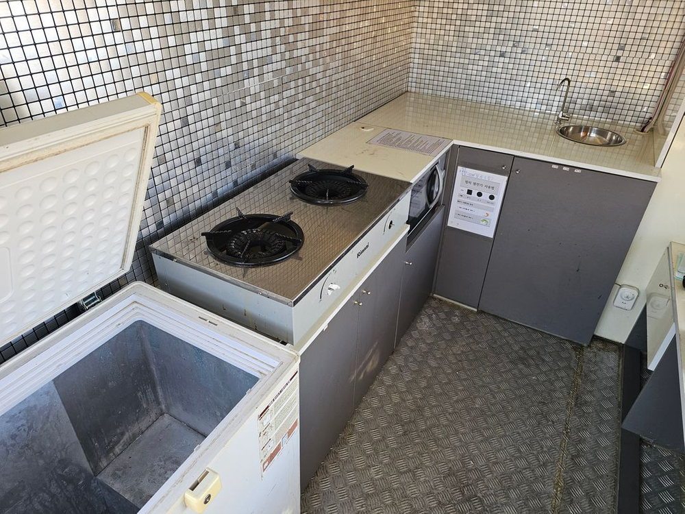 현대 포터2 푸드트럭/16년/오토/9000킬로/구변완료--8