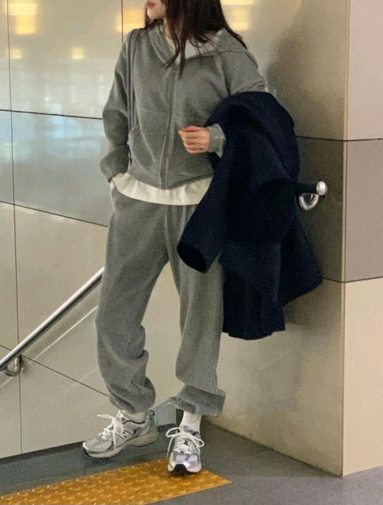 벨벳 트레이닝세트--1