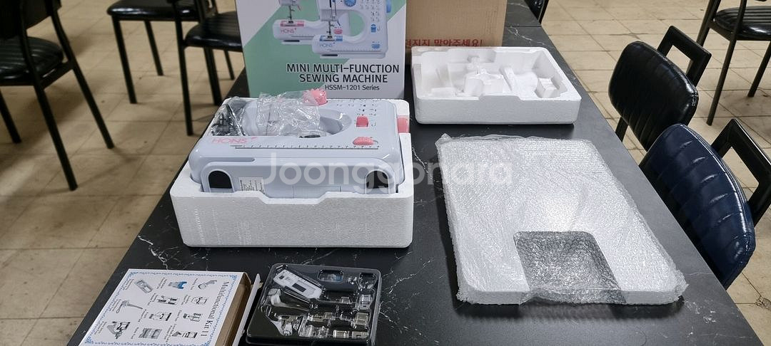 미니멀티 기능 재봉틀 세트--2