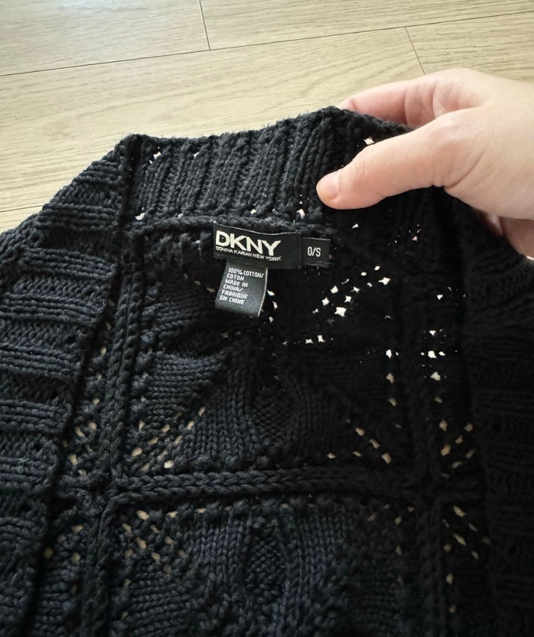 DKNY 브랜드 블랙 니트 가디건 이미지