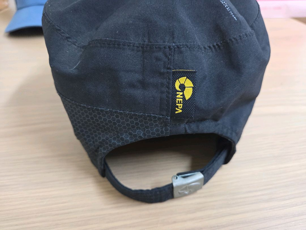 네파 고어텍스 모자 판매합니다--3