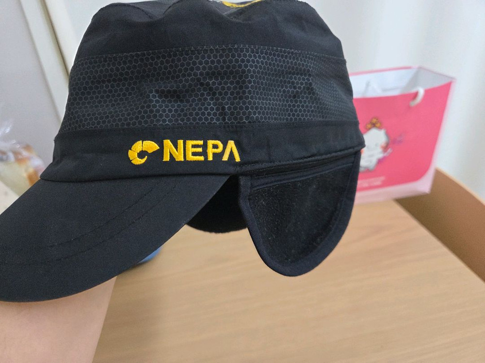 네파 고어텍스 모자 판매합니다--4