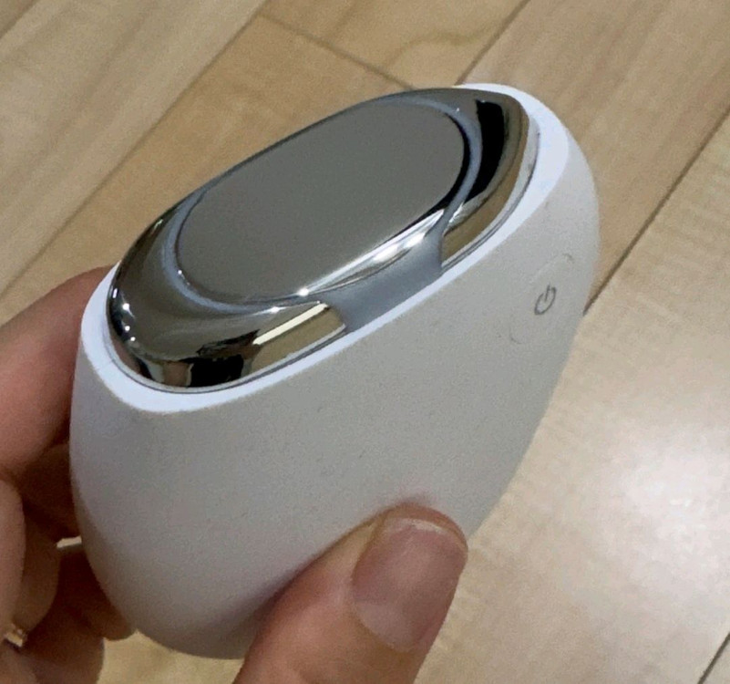 거의 새것 LG 프라엘 스킨 부스터 이미지